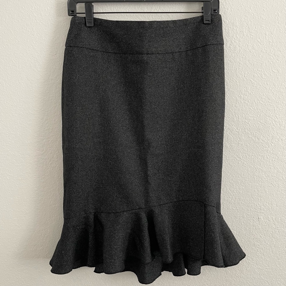 Express Design Studio - Gray Trumpet Pencil Skirt - Size 2